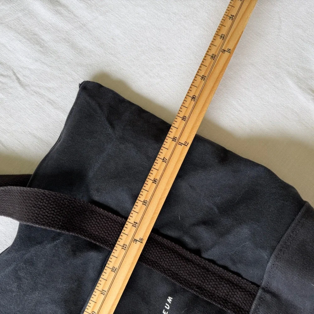 Norman Rockwell Museum Black Canvas Tote Bag Zipper Top Souvenir Travel Bag